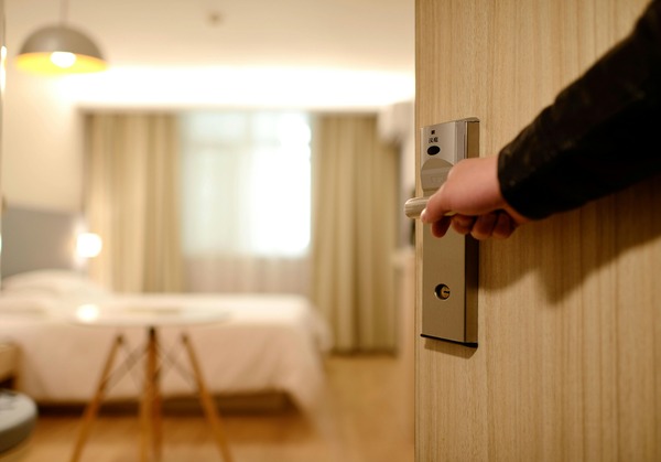 How to Make Your Rental Home Feel Like a Hotel: Must-Have Amenities