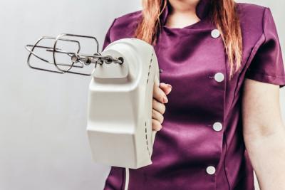 Unleashing Kitchen Potential: The Betty Crocker Hand Mixer vs. Other Hand Mixers