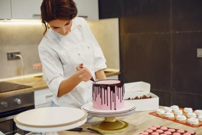 Essential Baking: Crafting the Perfect Cake with the Betty Crocker Hand Mixer and Smart Kitchen Appliances