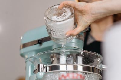 Hand Mixer vs. Stand Mixer: Why I Choose the Betty Crocker Hand Mixer for Certain Recipes