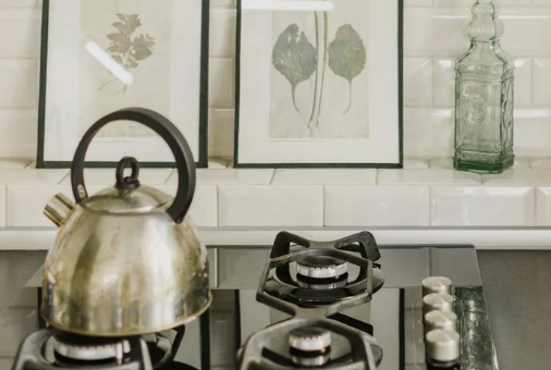 The Heart of the Home: Choosing the Right Kitchen Appliances for Small-Space Living